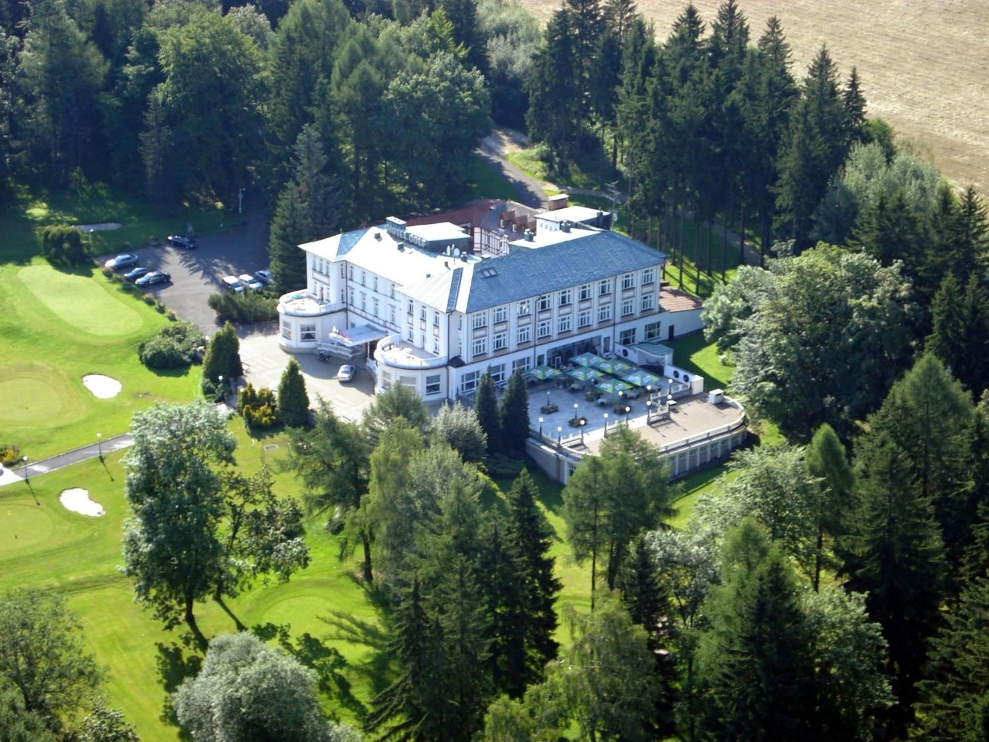 Parkhotel Golf Marianske Lazne Exterior photo