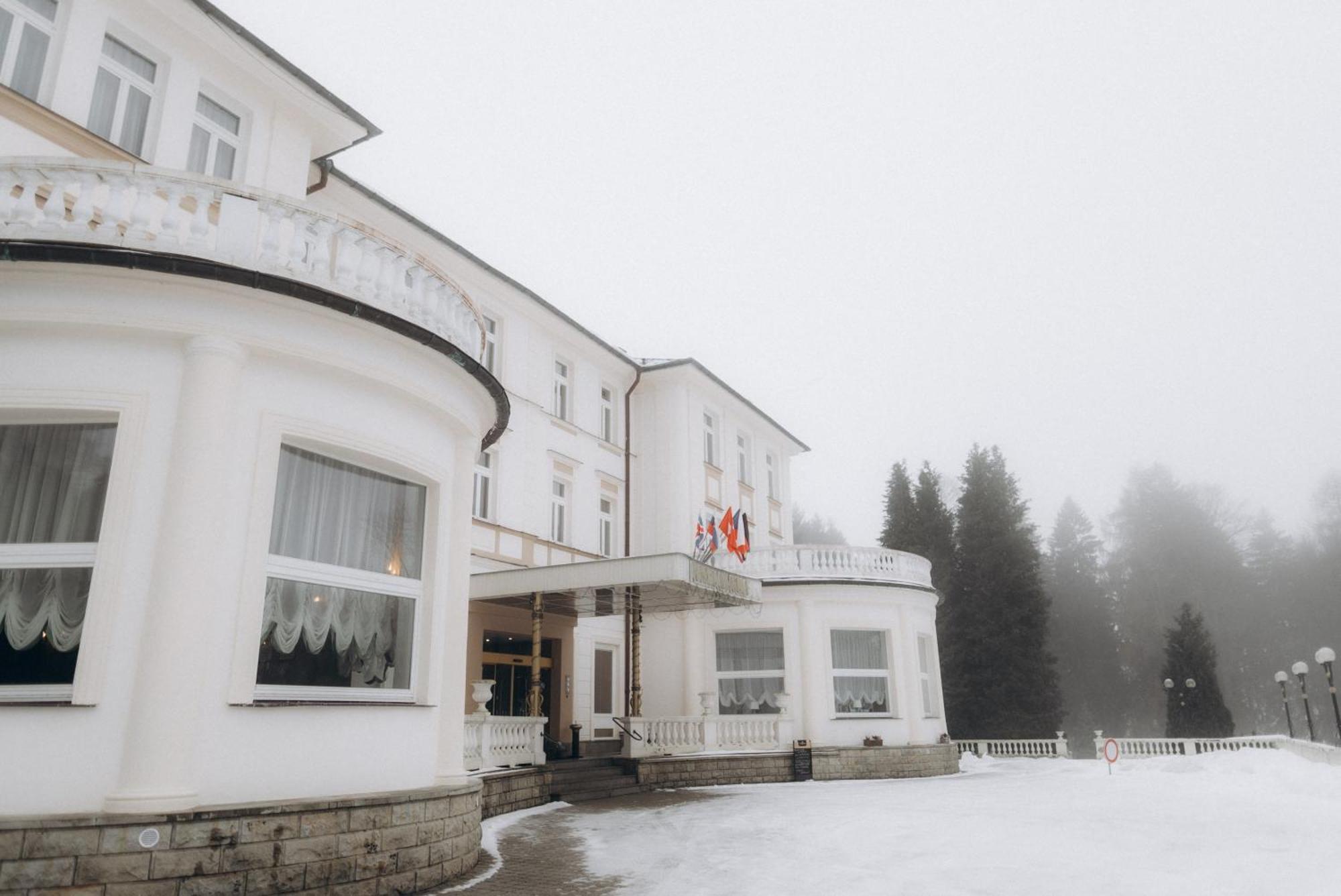 Parkhotel Golf Marianske Lazne Exterior photo