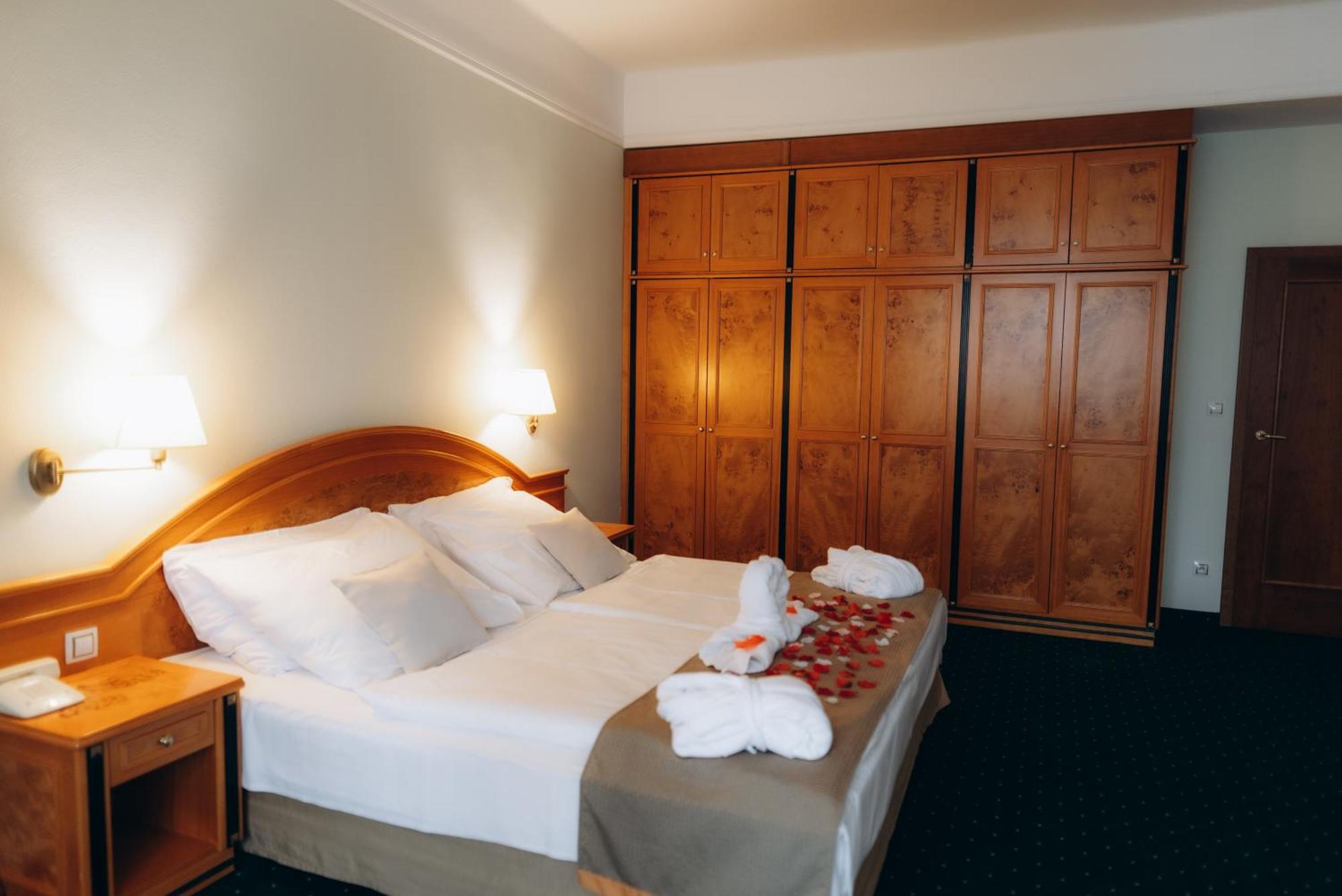 Parkhotel Golf Marianske Lazne Exterior photo