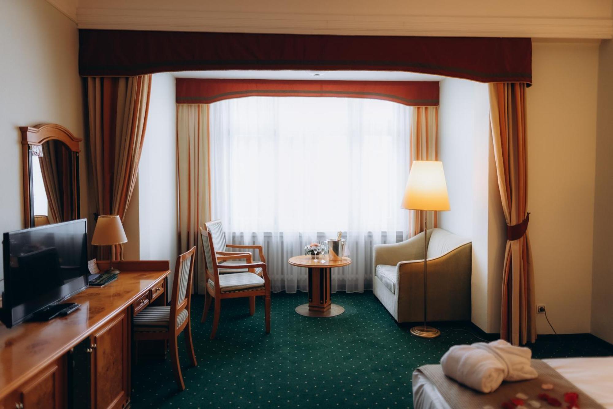 Parkhotel Golf Marianske Lazne Exterior photo