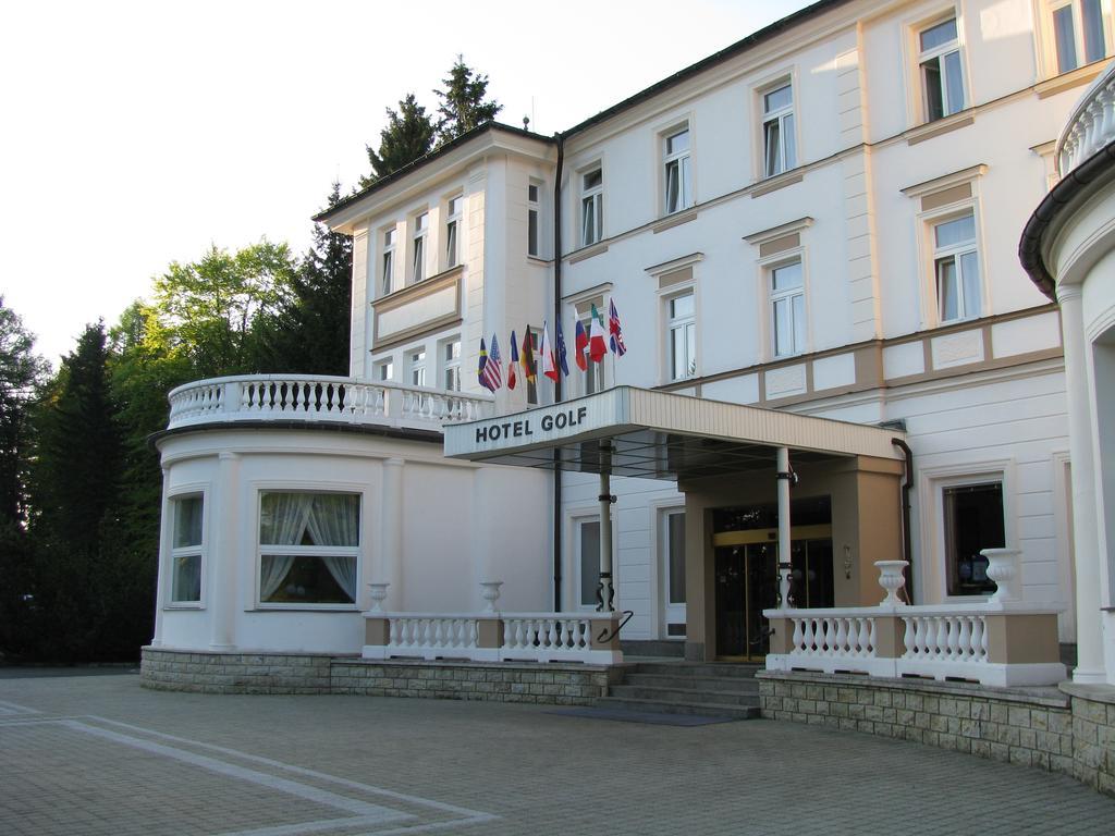 Parkhotel Golf Marianske Lazne Exterior photo